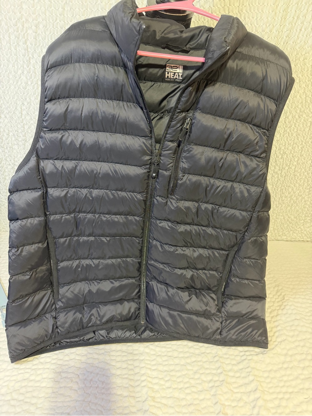 32 Degrees Men’s Quilted Puffer Vest in Charcoal Gray